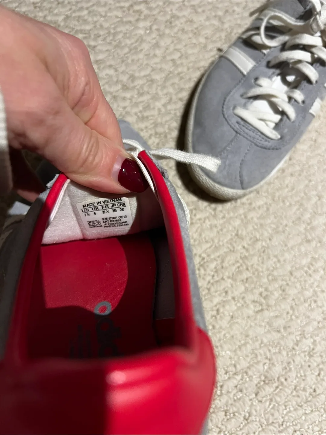 Adidas Gazelle Grey Suede Sneakers - Women's Size 5.5 image indicator(4)