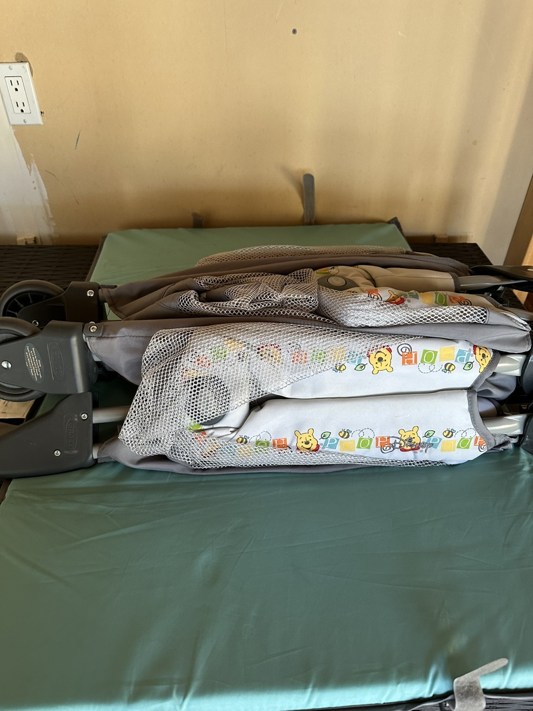 Graco Pack 'n Play Playard - photo 2