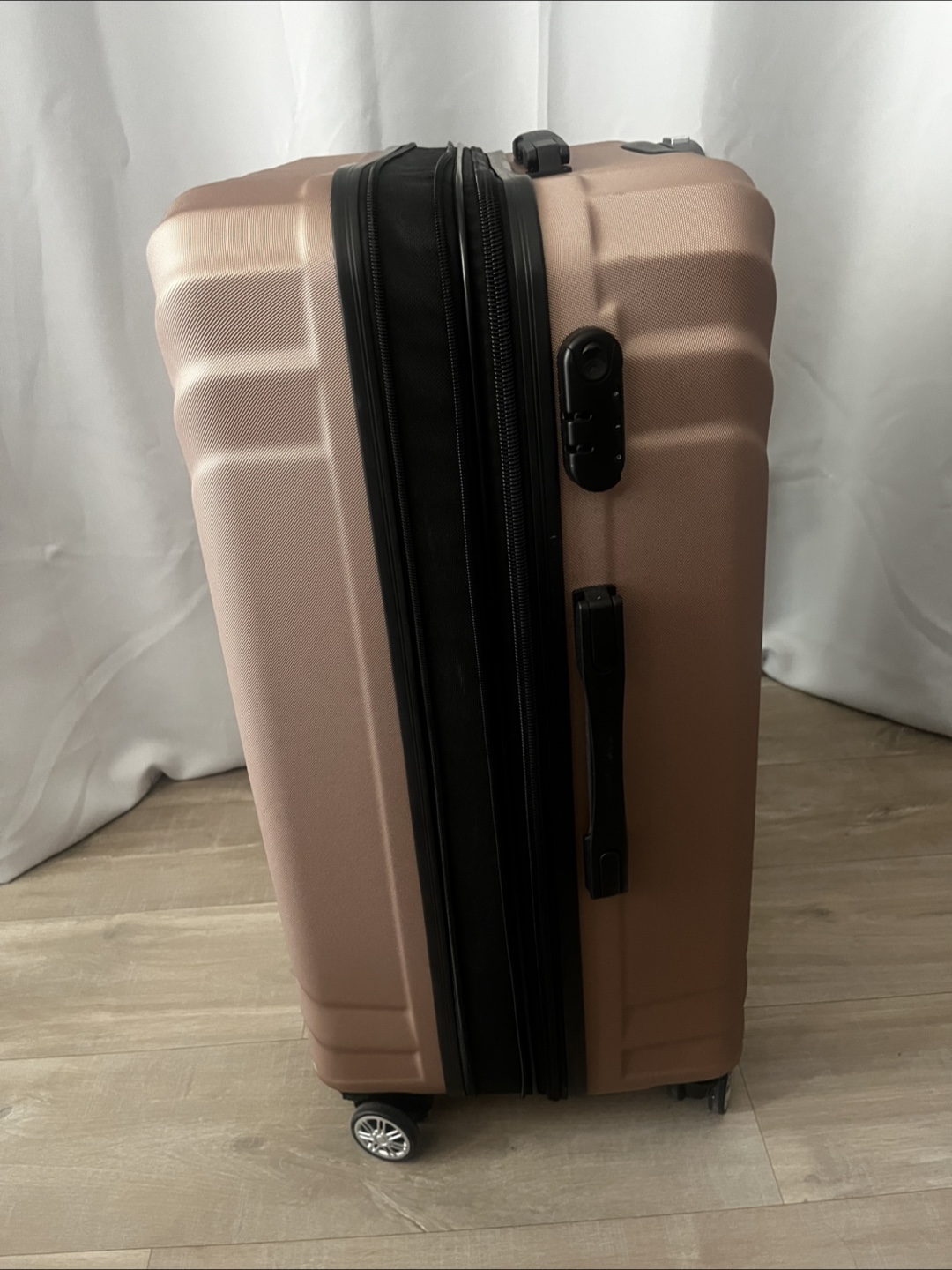 Rose Gold Suitcase -30 inches - photo 2