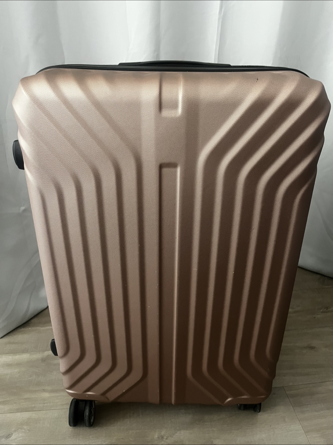 Rose Gold Suitcase -30 inches