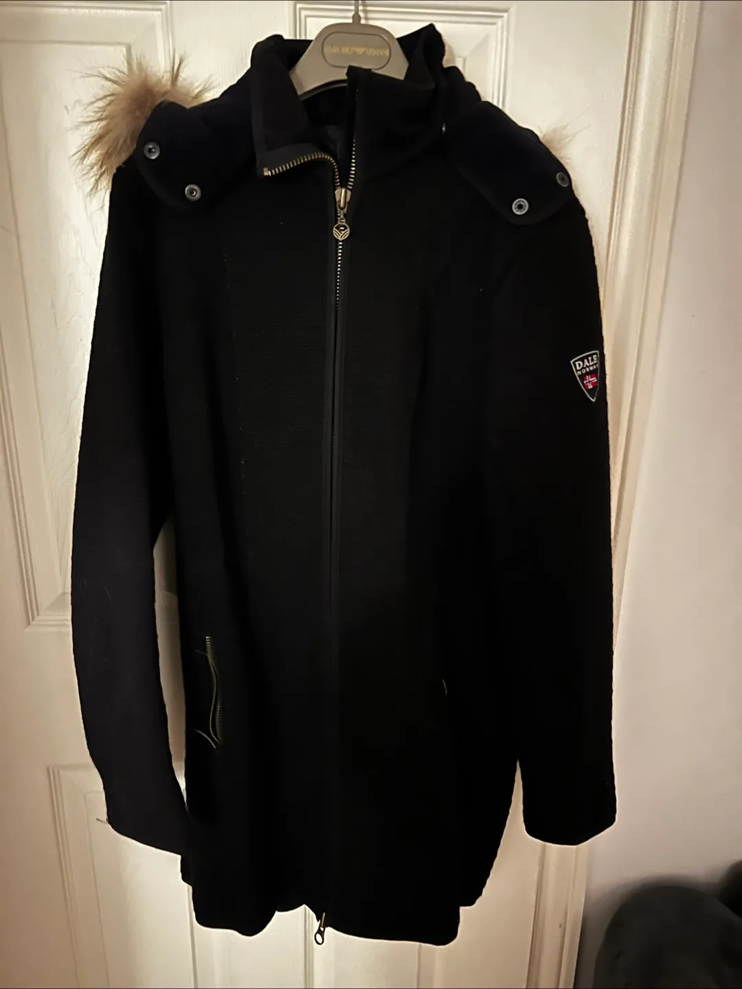 Dale of Norway Women's Black Hooded Jacket image indicator(4)