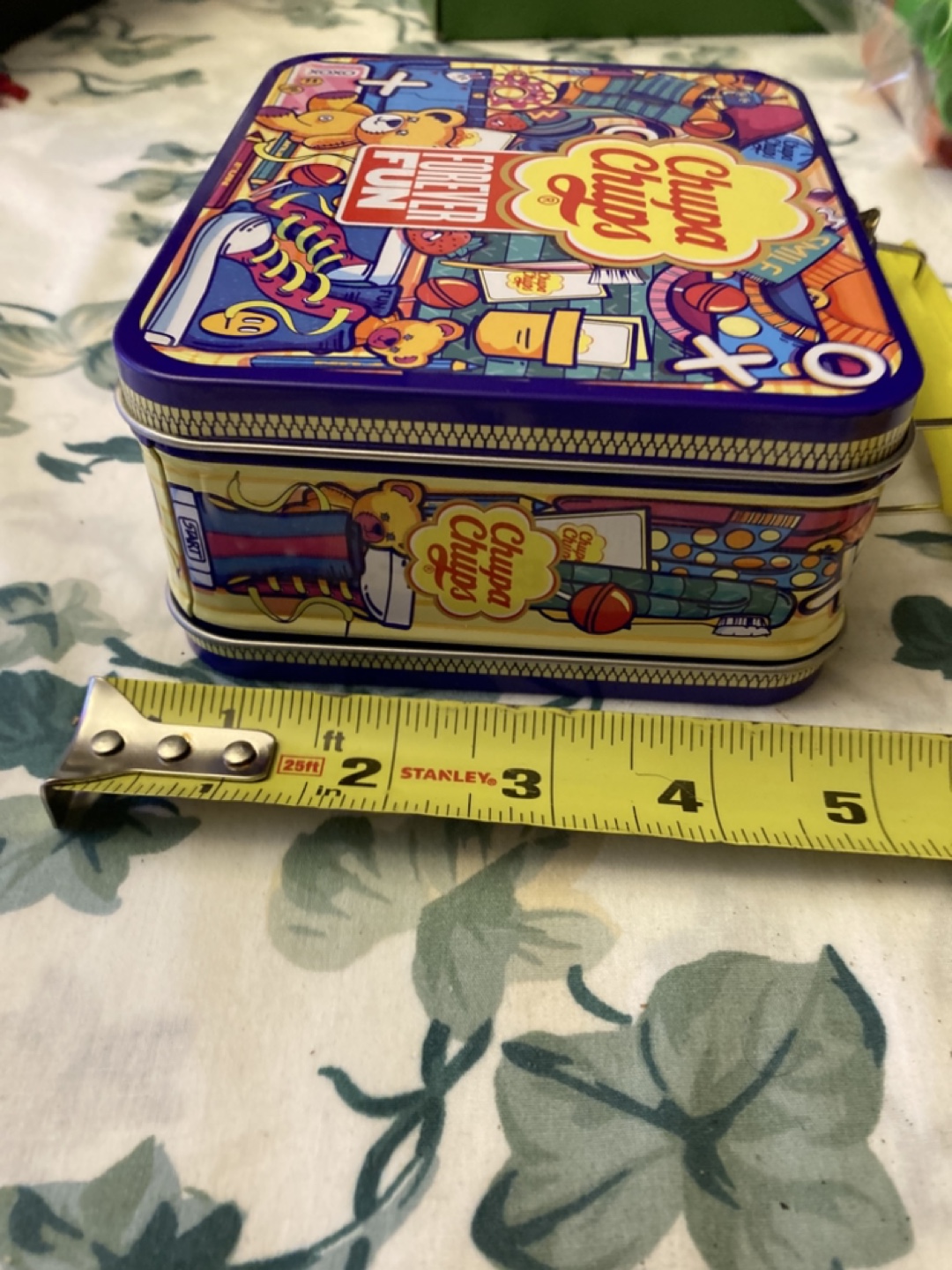 Chupa Chups Forever Fun Collector's Tin - photo 3