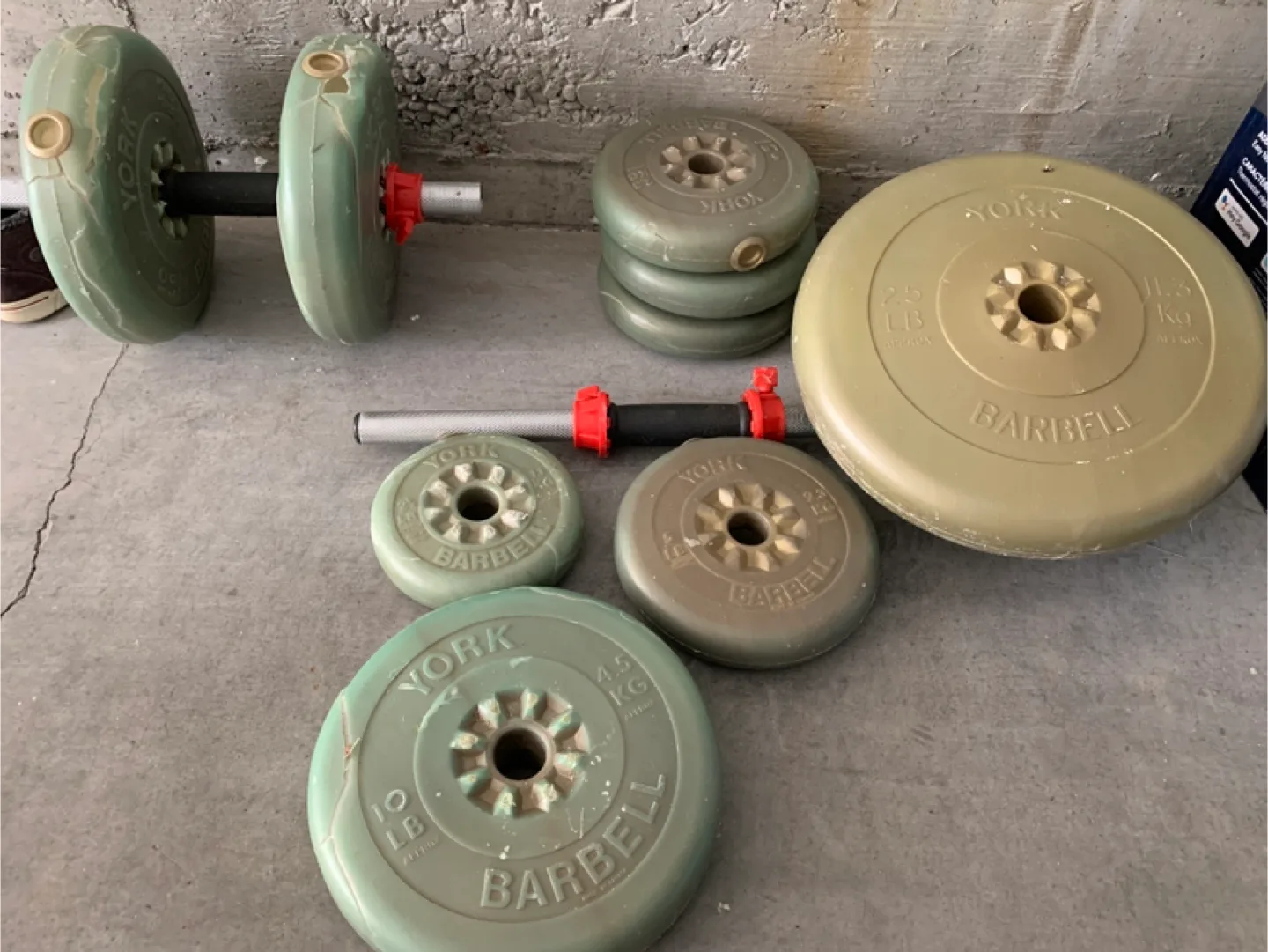 York Barbell Weight Set with Bar thumbnail