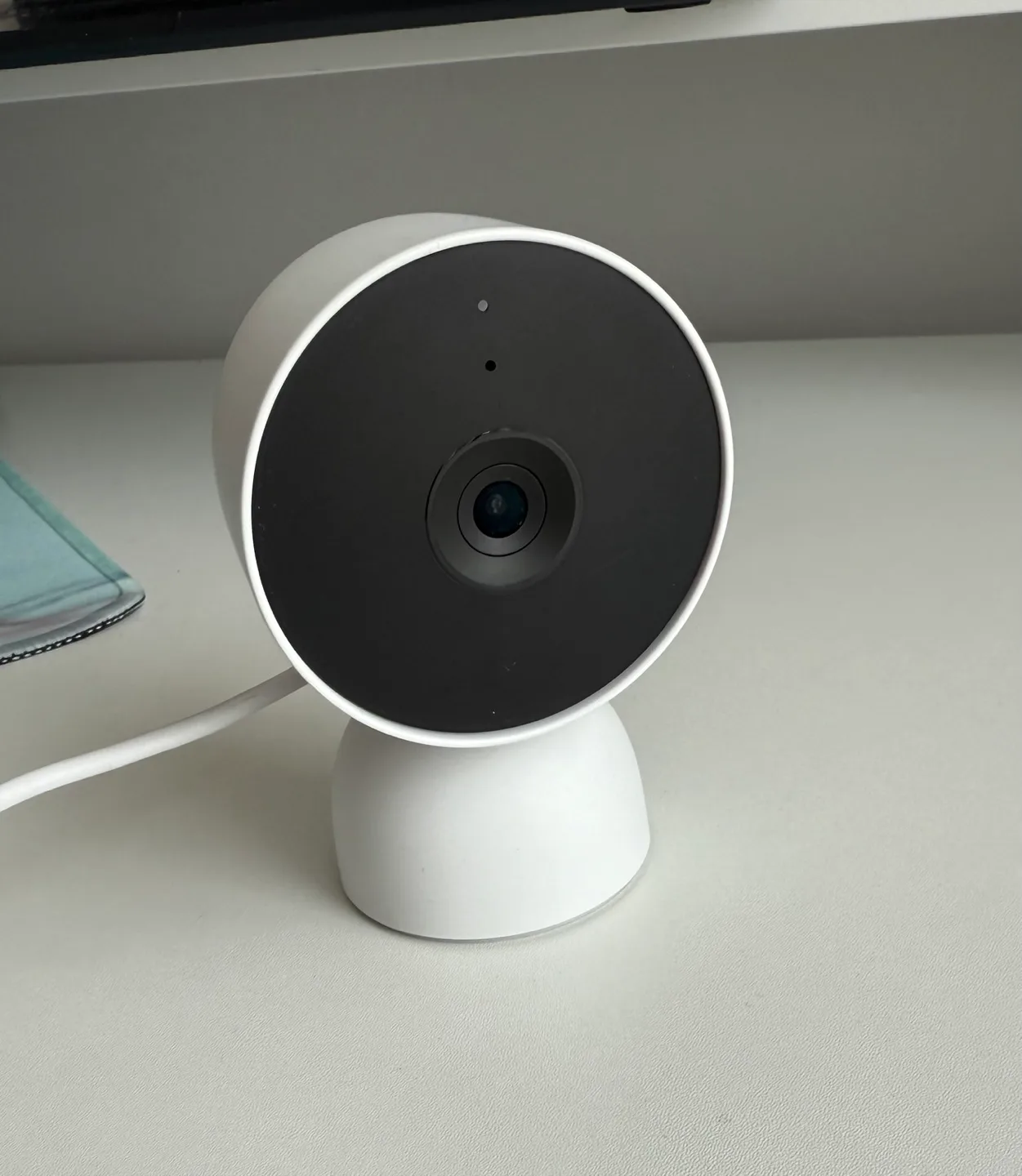Google Nest Cam (Indoor, Wired – 2nd Gen) thumbnail