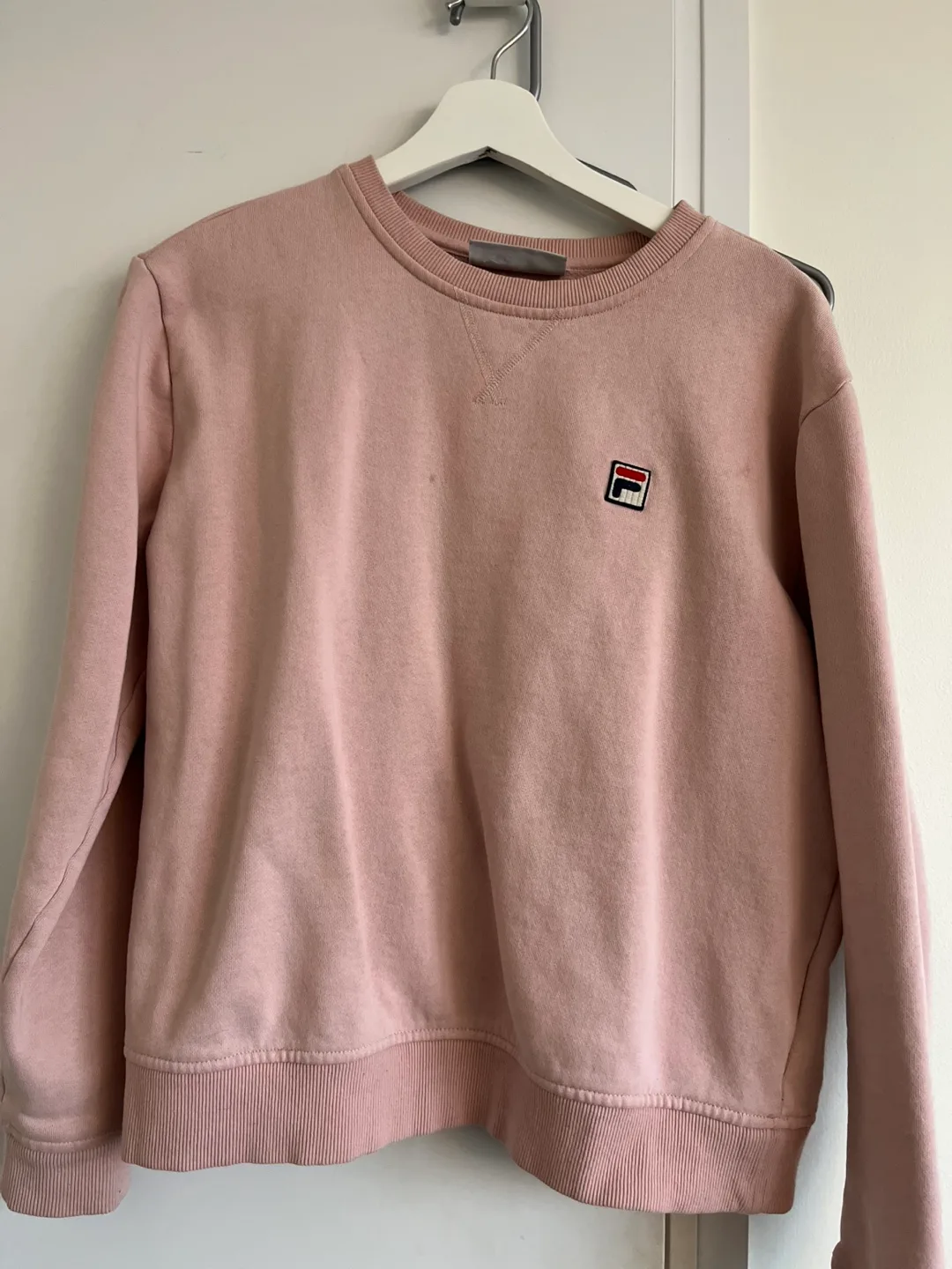 Forever 21 Black T-Shirt & Fila Pink Crewneck Sweatshirt Bundle thumbnail