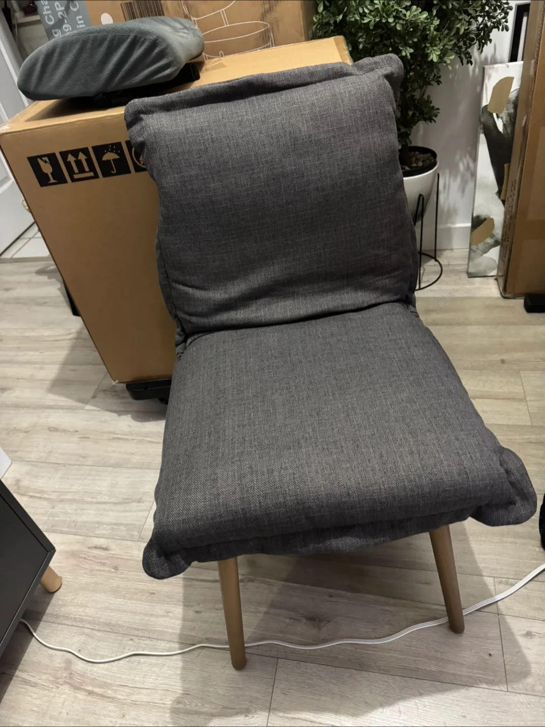 #moving Dark Grey Fabric Accent Chair with Wooden Legs thumbnail
