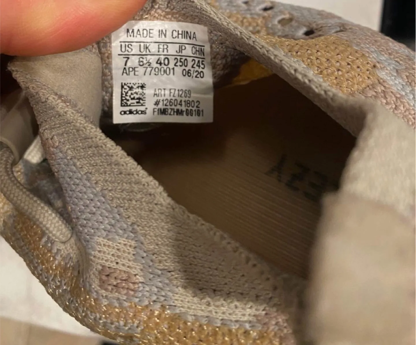 Yeezy 380 Boost Adidas image indicator(7)