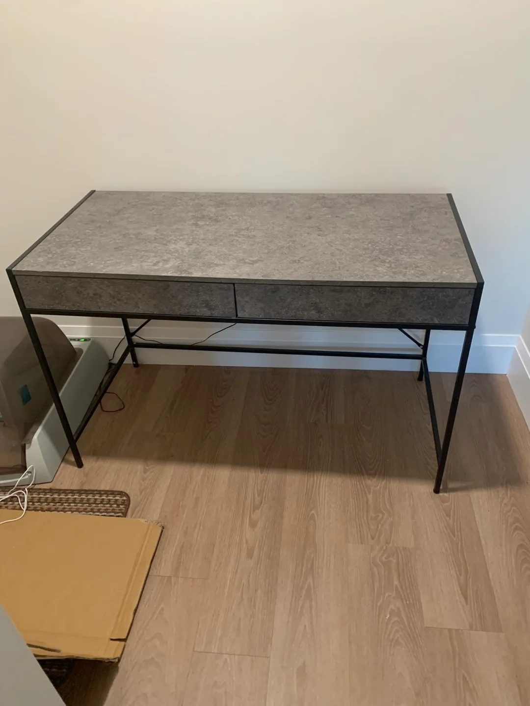 Desk thumbnail
