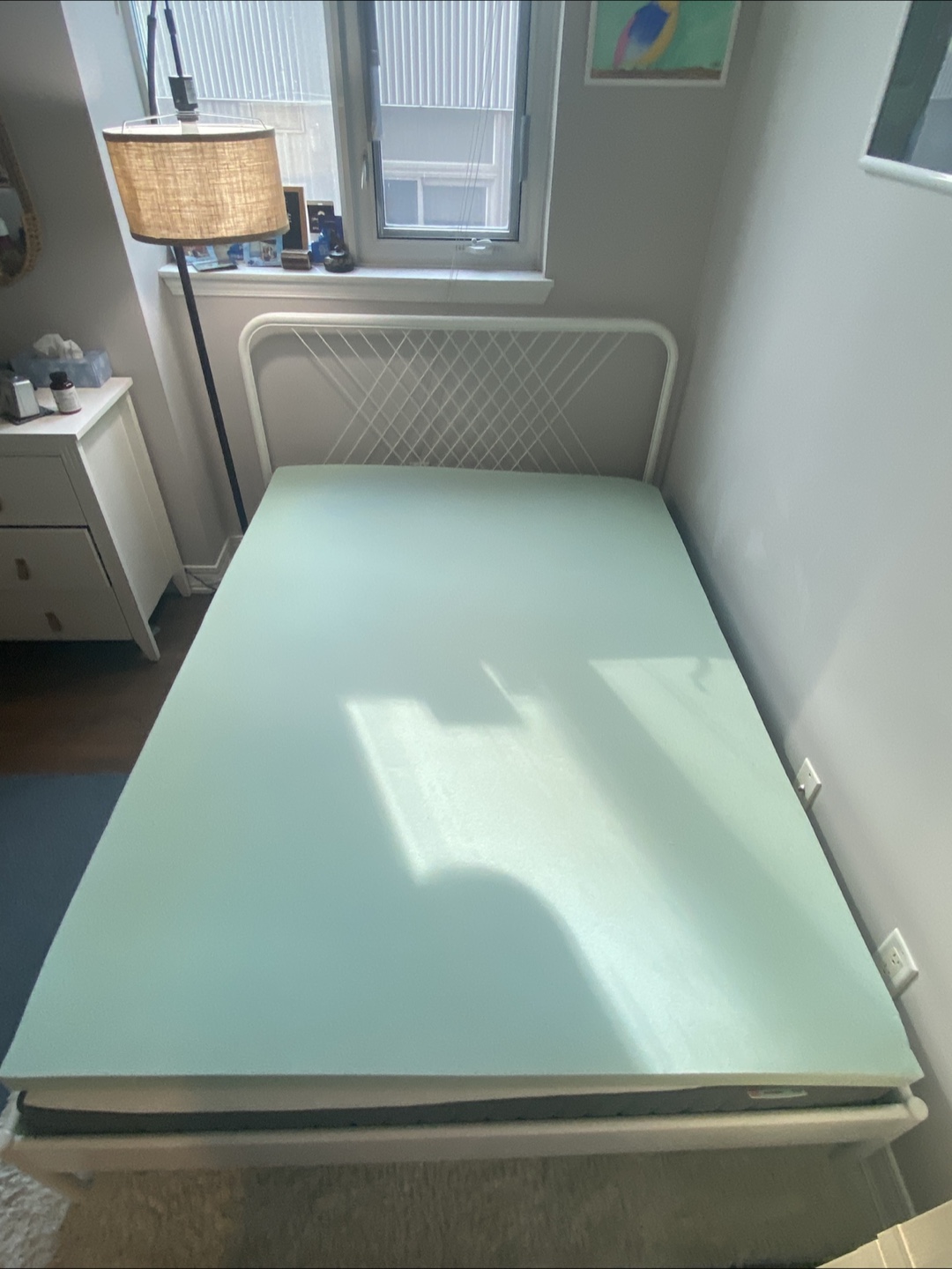 Double size bed with mattress and memory foam topper - photo 2