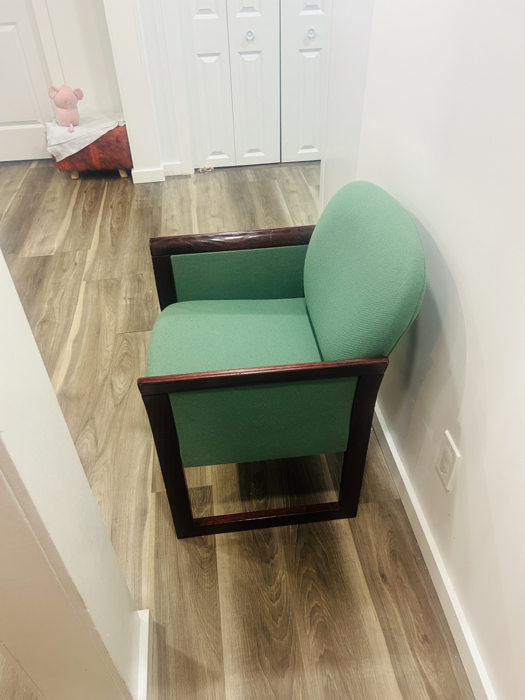 Mid-Century Modern Accent Chair - Sage Green - photo 3