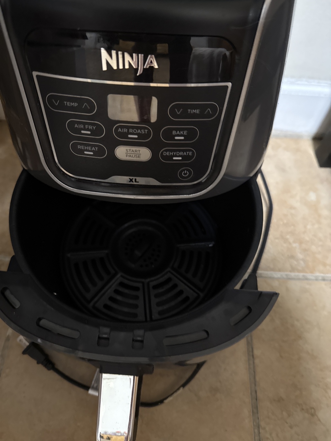 Ninja XL Air Fryer - photo 3
