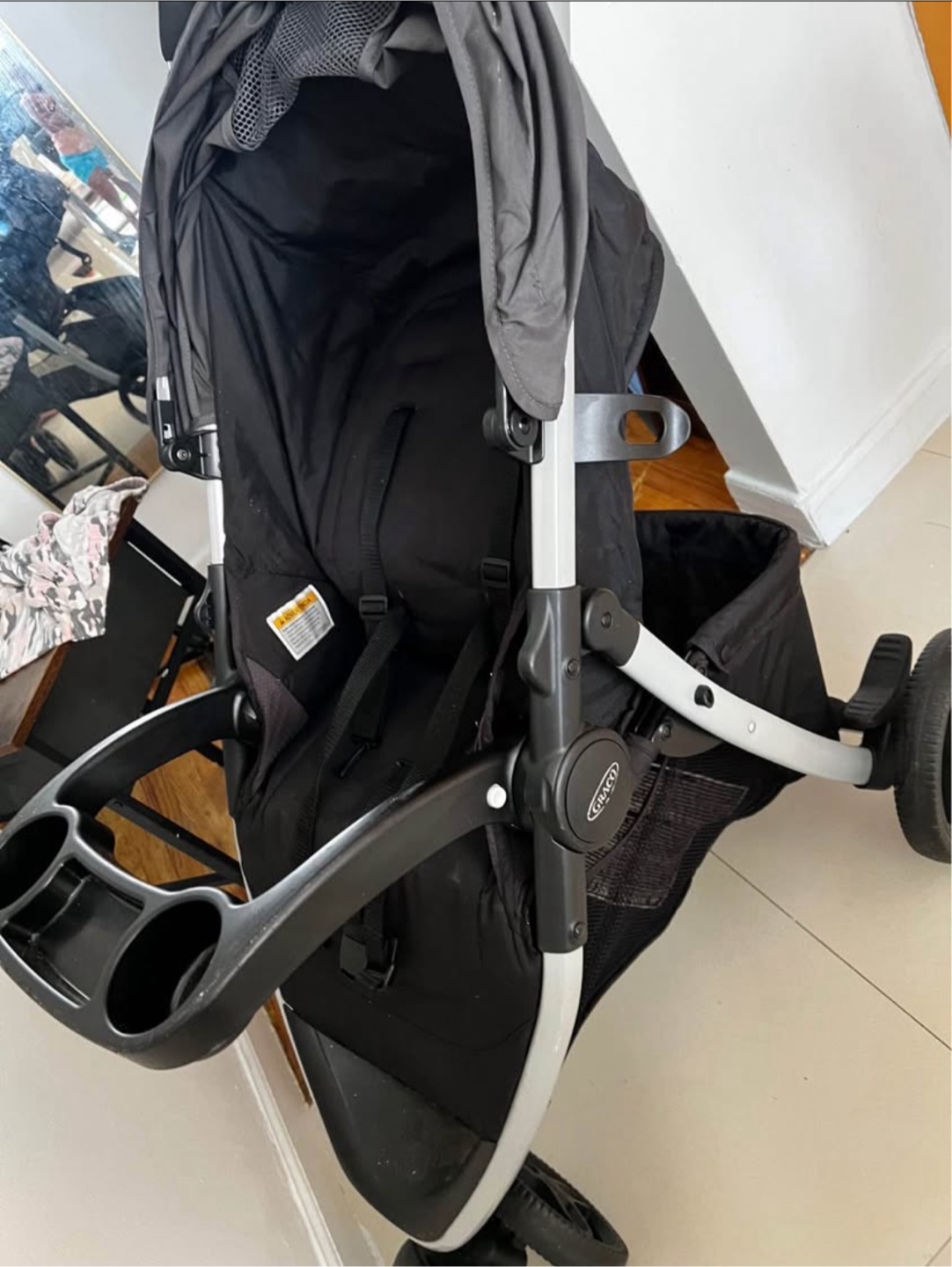 Graco lightweight stroller - photo 2