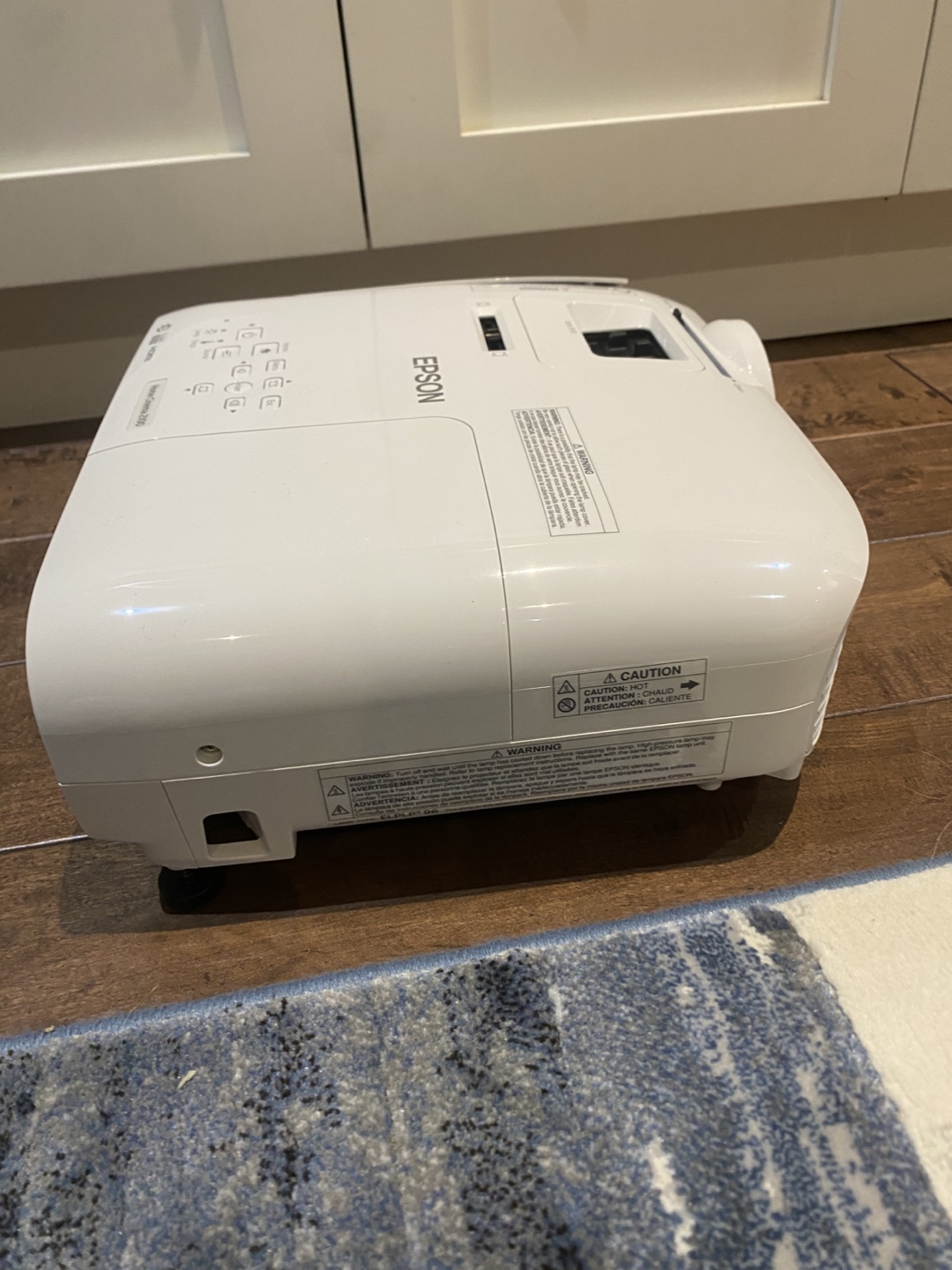 Epson Home Cinema 2100 Projector - photo 2