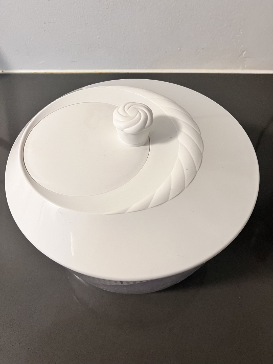 White Salad Spinner
