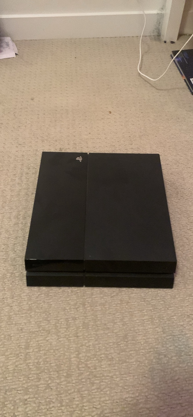 PlayStation 4 Console