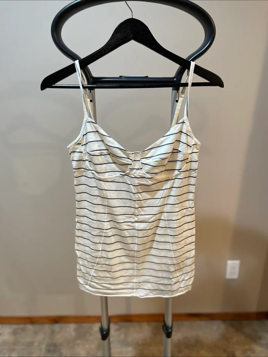 Wilfred Free Striped Cami thumbnail