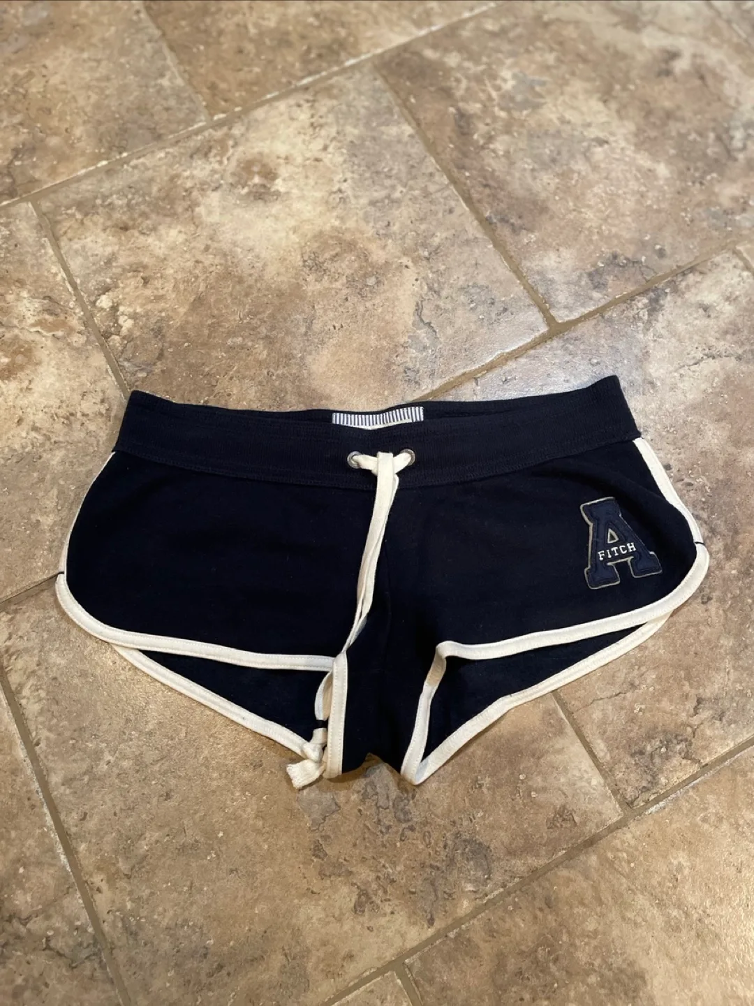 Abercrombie & Fitch women's navy blue shorts thumbnail