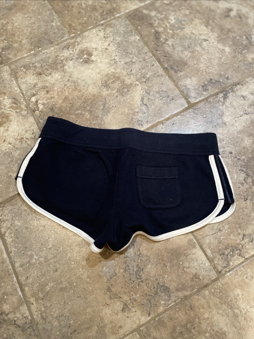 Abercrombie & Fitch women's navy blue shorts - photo 2