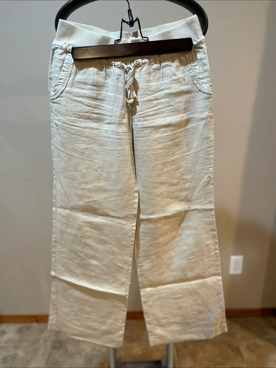 Guess Linen Pants thumbnail
