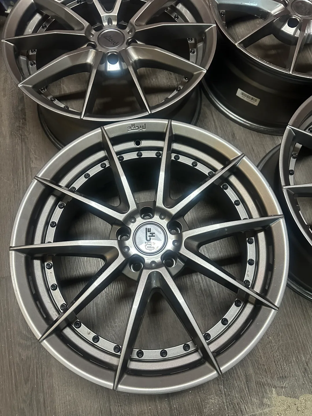 Niche Wheels - Set of Four Gunmetal Grey Aftermarket Rims image indicator(3)