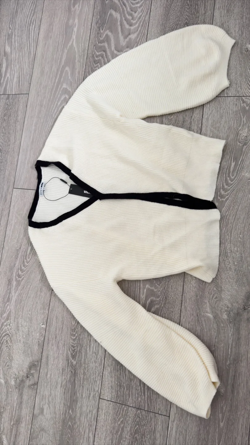 Fashion Nova Cream and Black Cardigan - Size 1X thumbnail