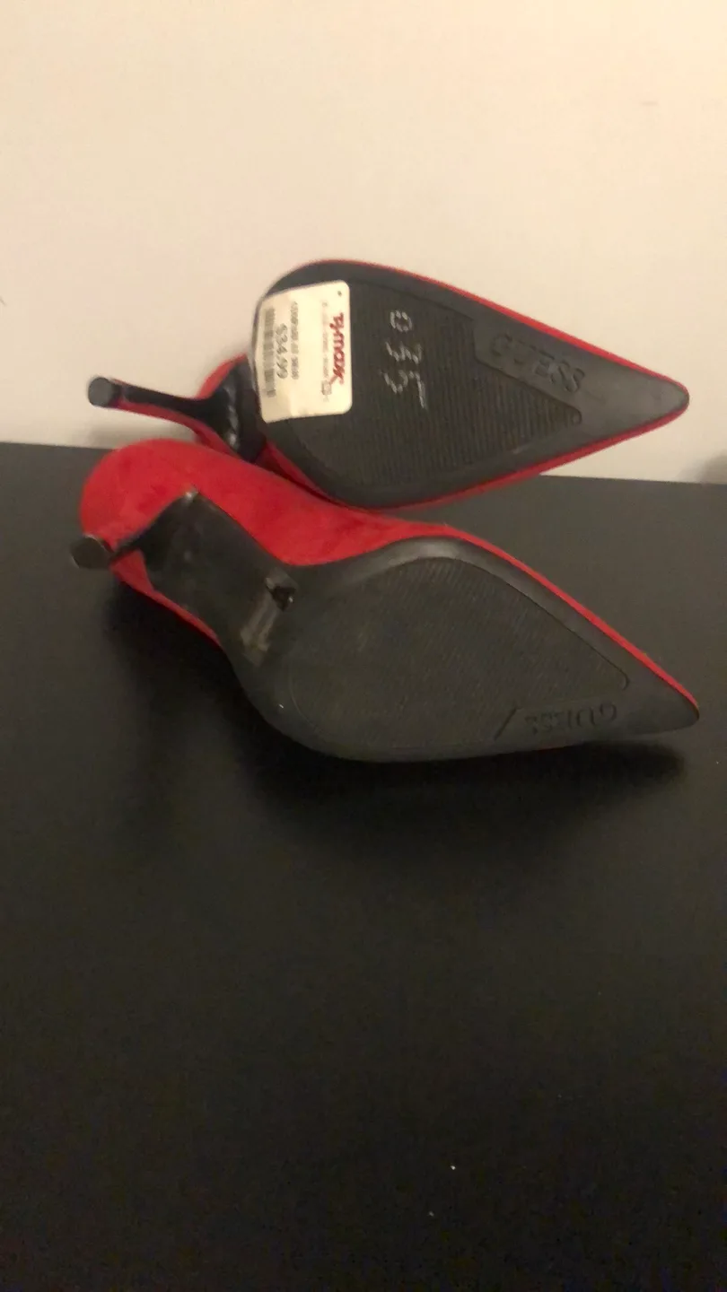 Red Guess Heels - Size 6 image indicator(4)
