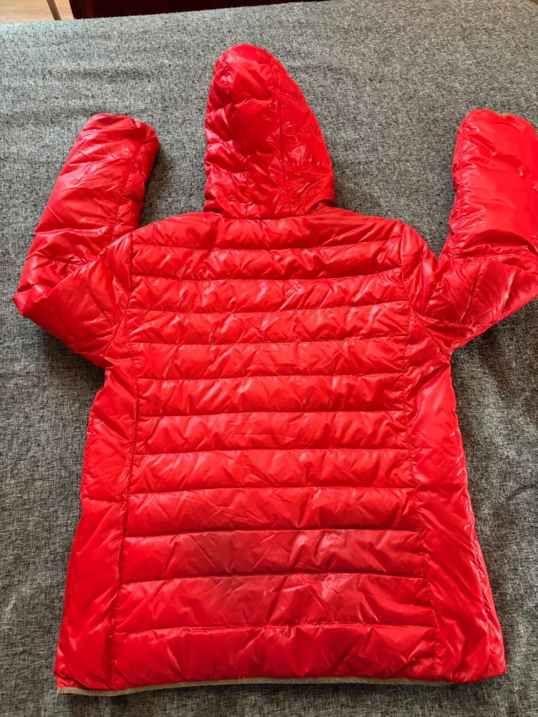 EVISU Red Hooded Puffer Jacket image indicator(4)