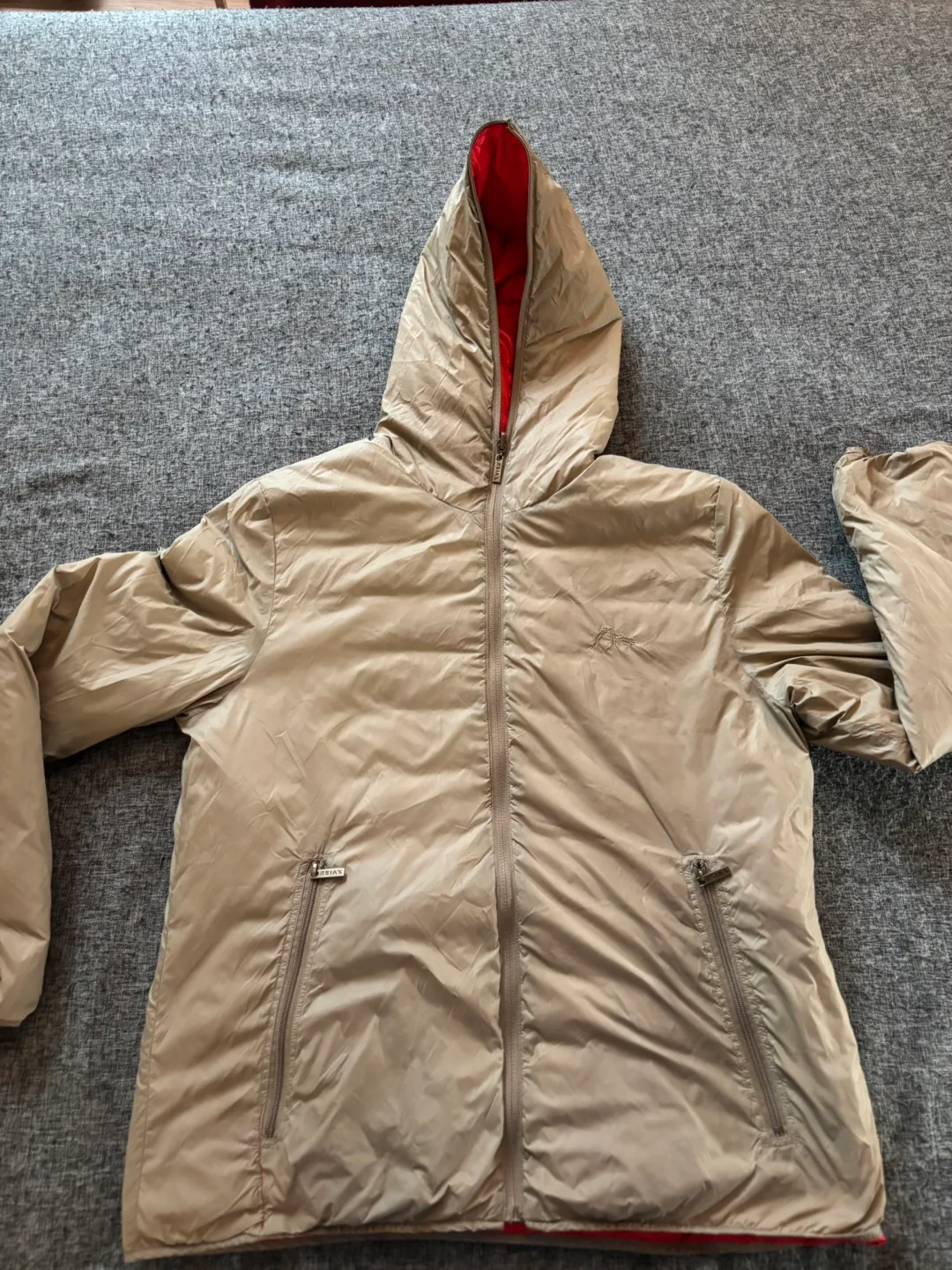 EVISU Red Hooded Puffer Jacket image indicator(9)