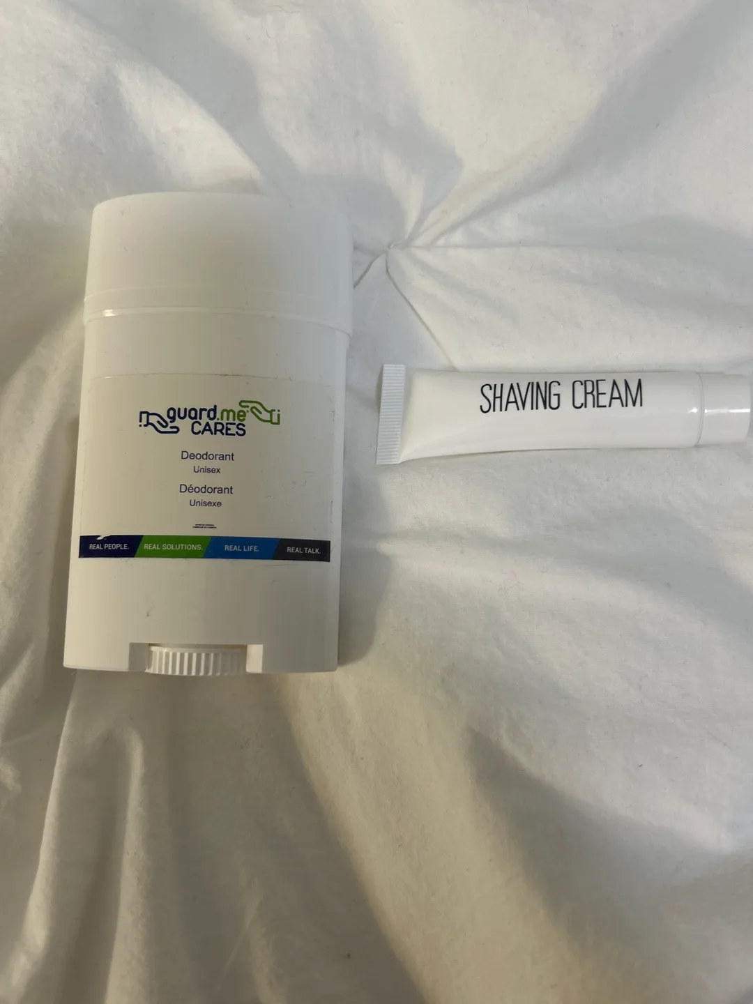 Guard Me Cares Unisex Deodorant & Shaving Cream Travel Set thumbnail