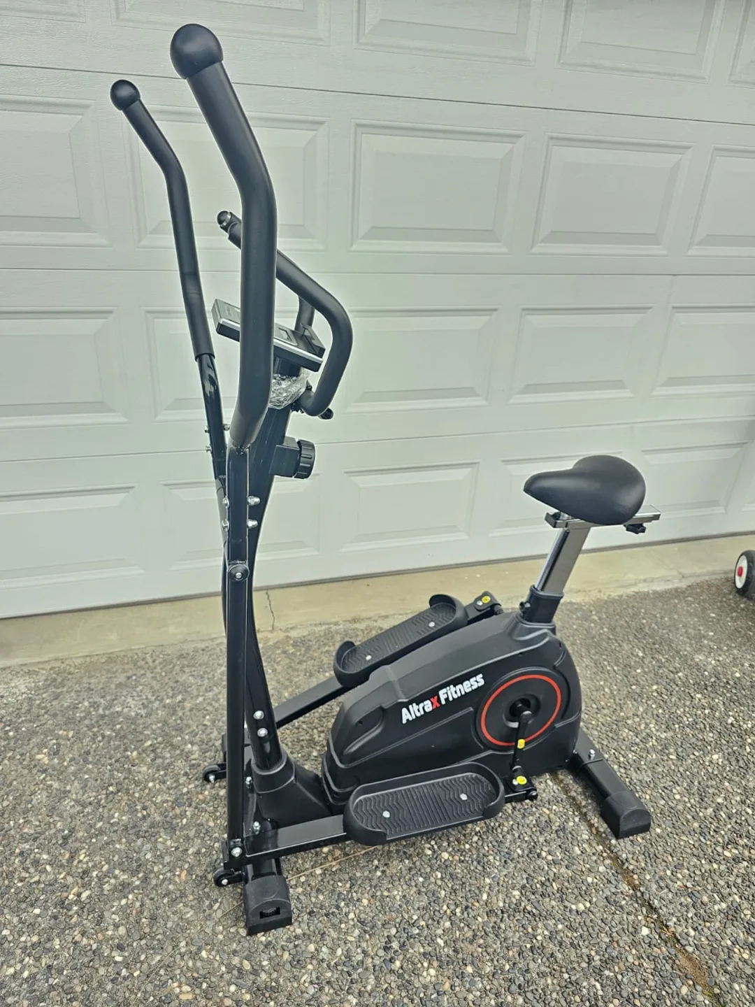 2-in-1 Elliptical and Stationary Bike image indicator(5)