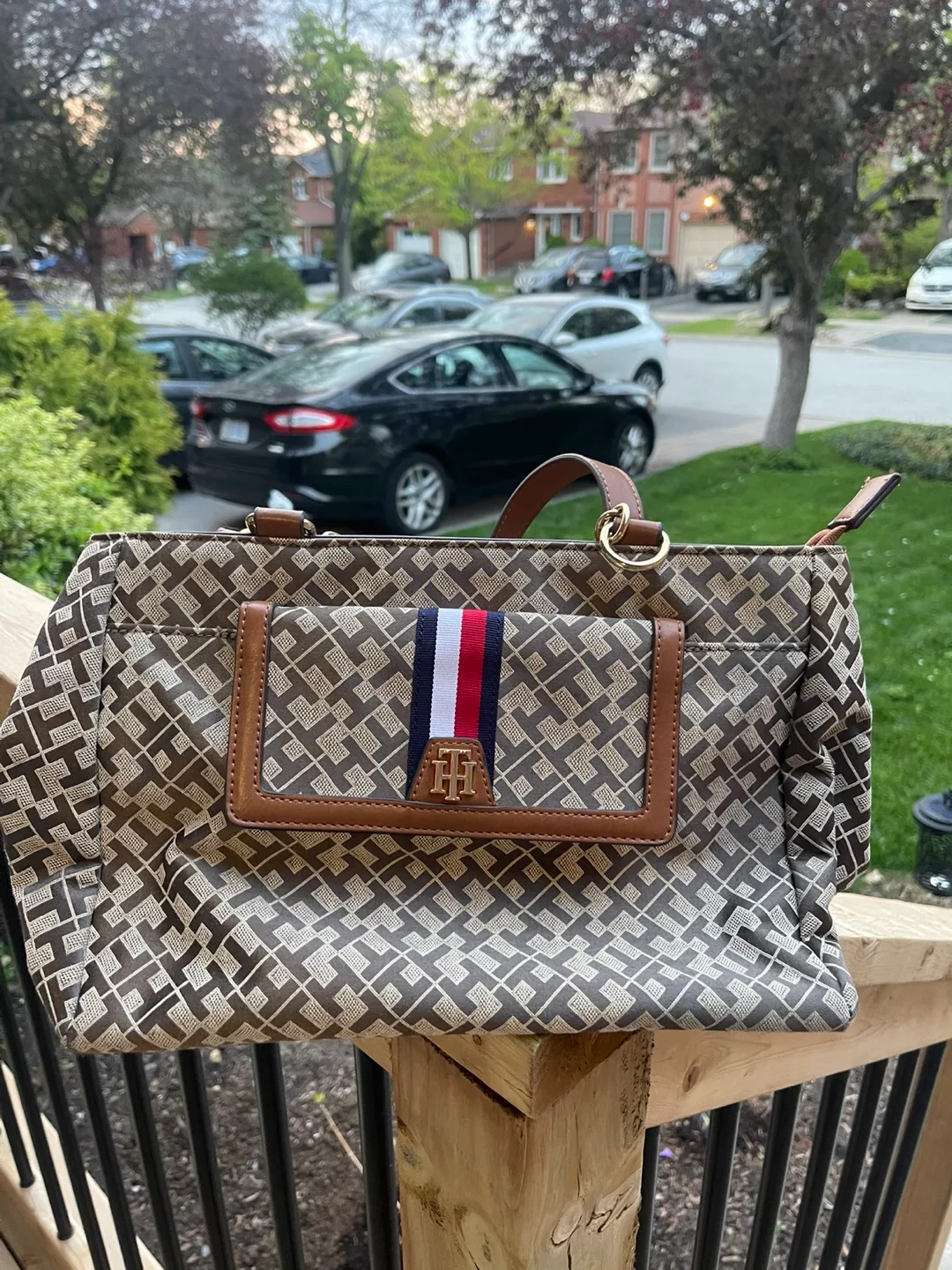 Tommy Hilfiger Tote Bag thumbnail