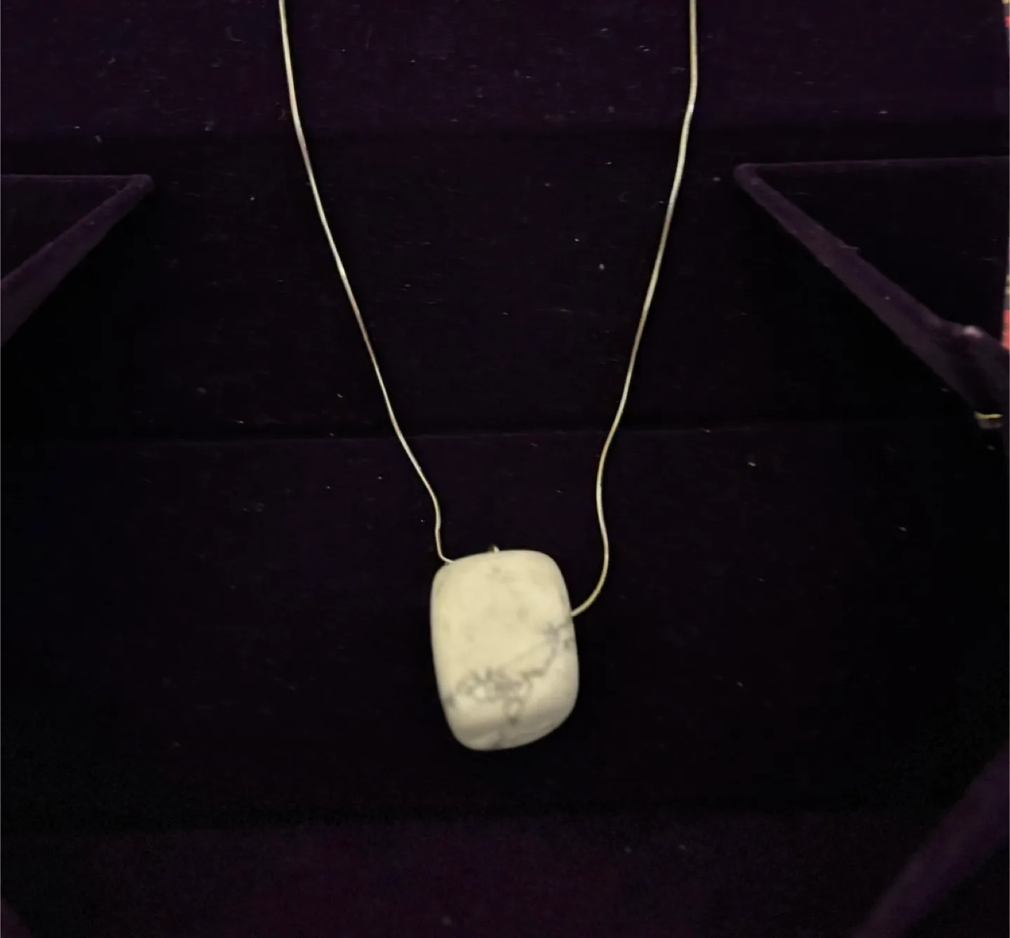 Brand new Genuine  Howlite Pendant Necklace thumbnail