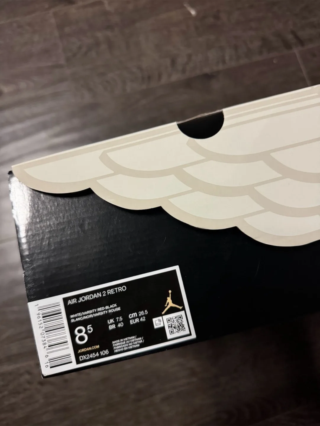 Air Jordan 2 Chicago image indicator(5)