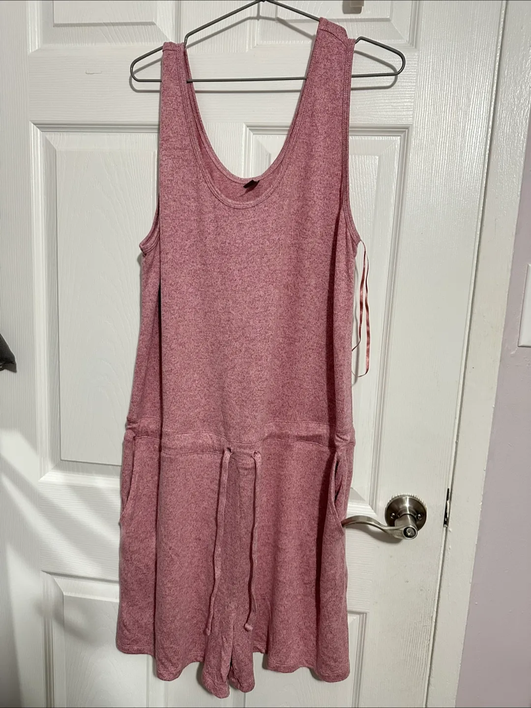 Relaxed fit sleeveless jumpsuit (brand new) thumbnail