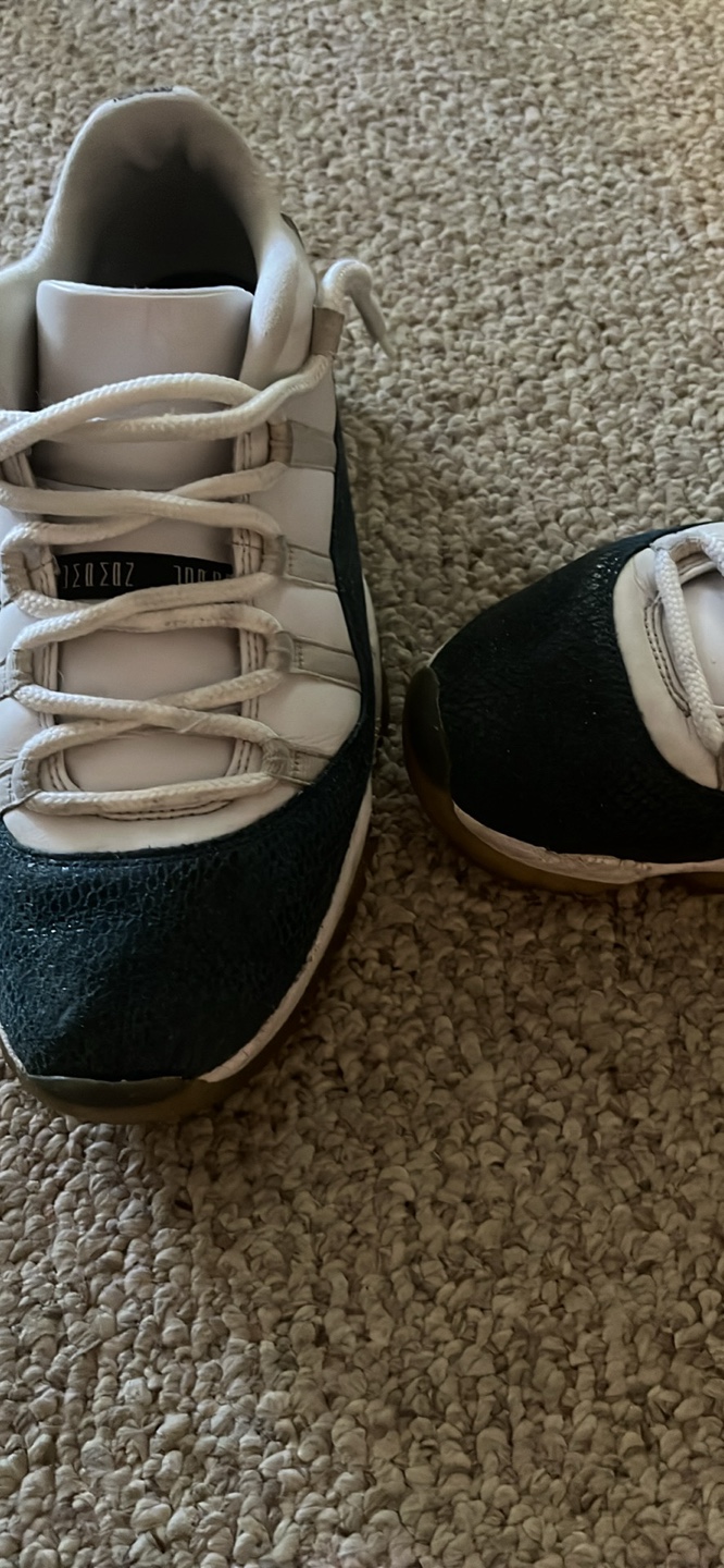 Air Jordan 11 Low IE “Midnight Navy” Sneakers - photo 4