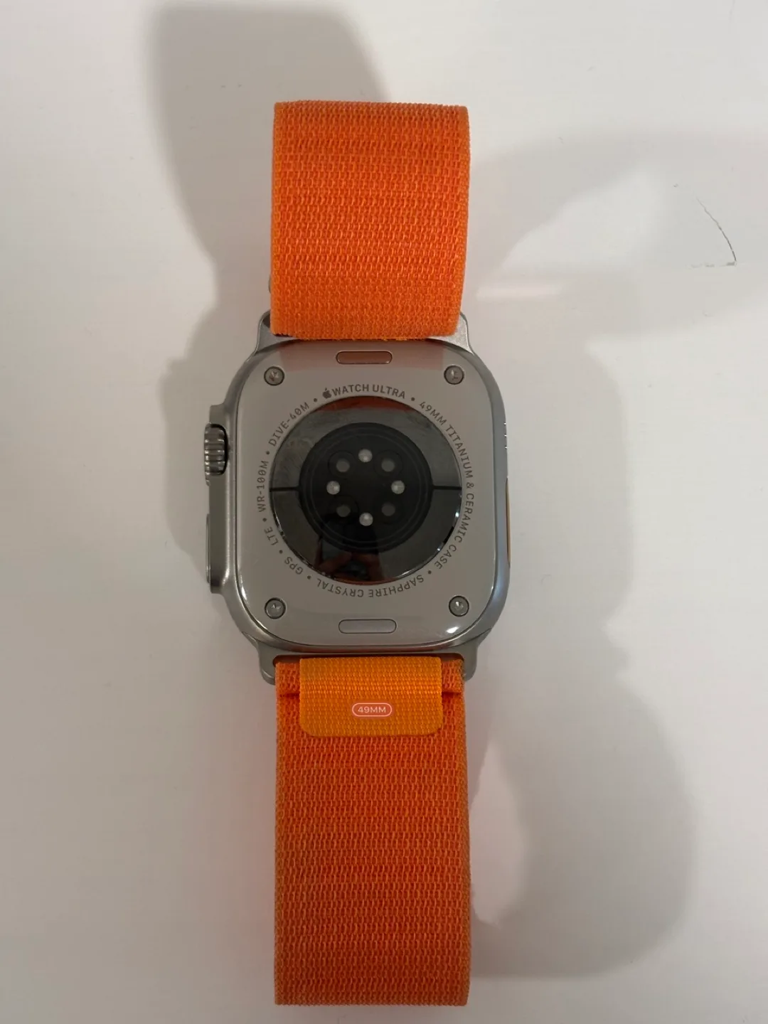 Apple Watch Ultra (1st Generation) image indicator(2)
