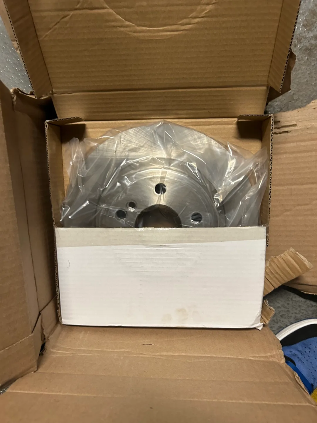 Brand new rear brake rotors for 2015-2020 Mercedes Benz GLA 250 image indicator(2)