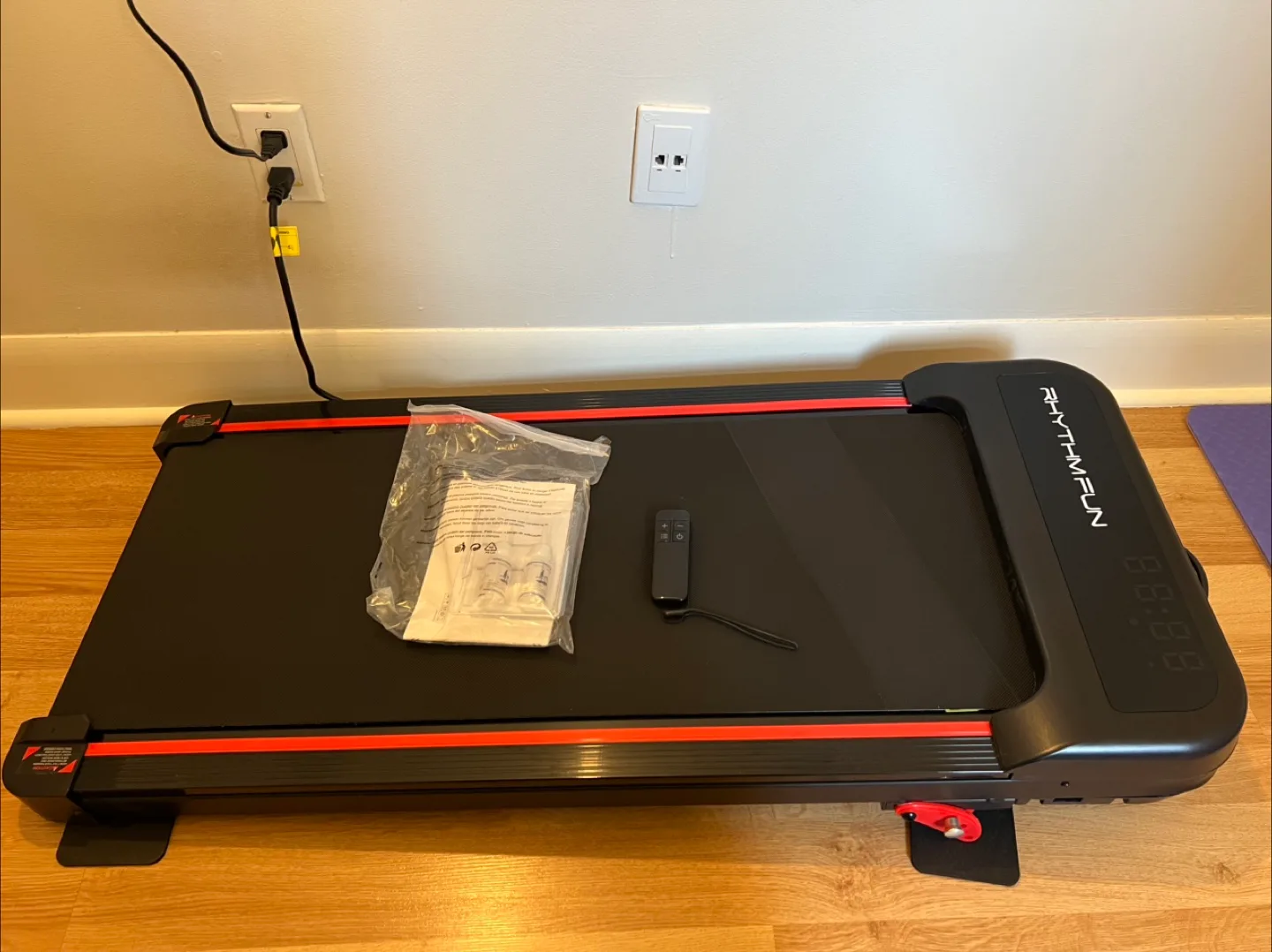 Incline Walking Treadmill - Like New thumbnail
