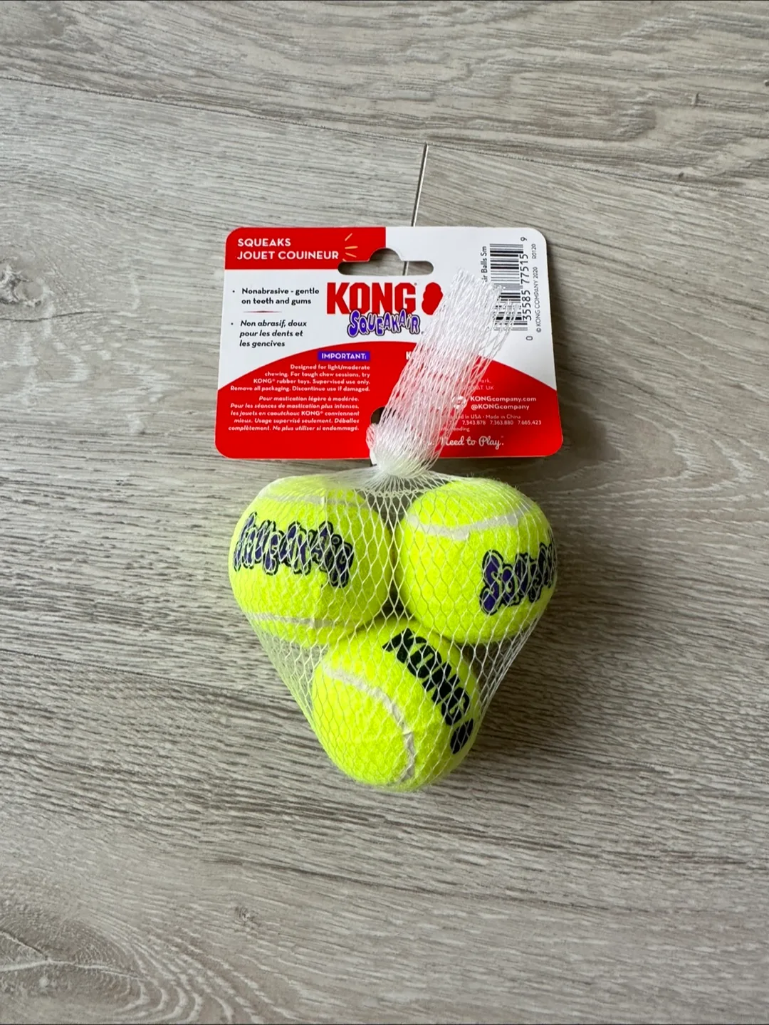 Dog toys - 2 stuffed + 3 balls image indicator(6)