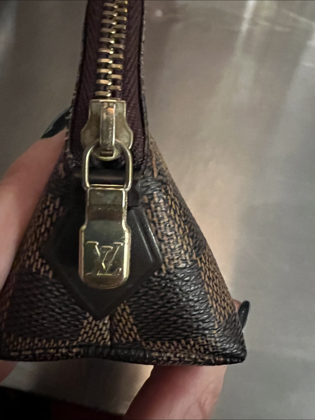 Authentic Louis Vuitton Cosmetic Pouch - photo 3