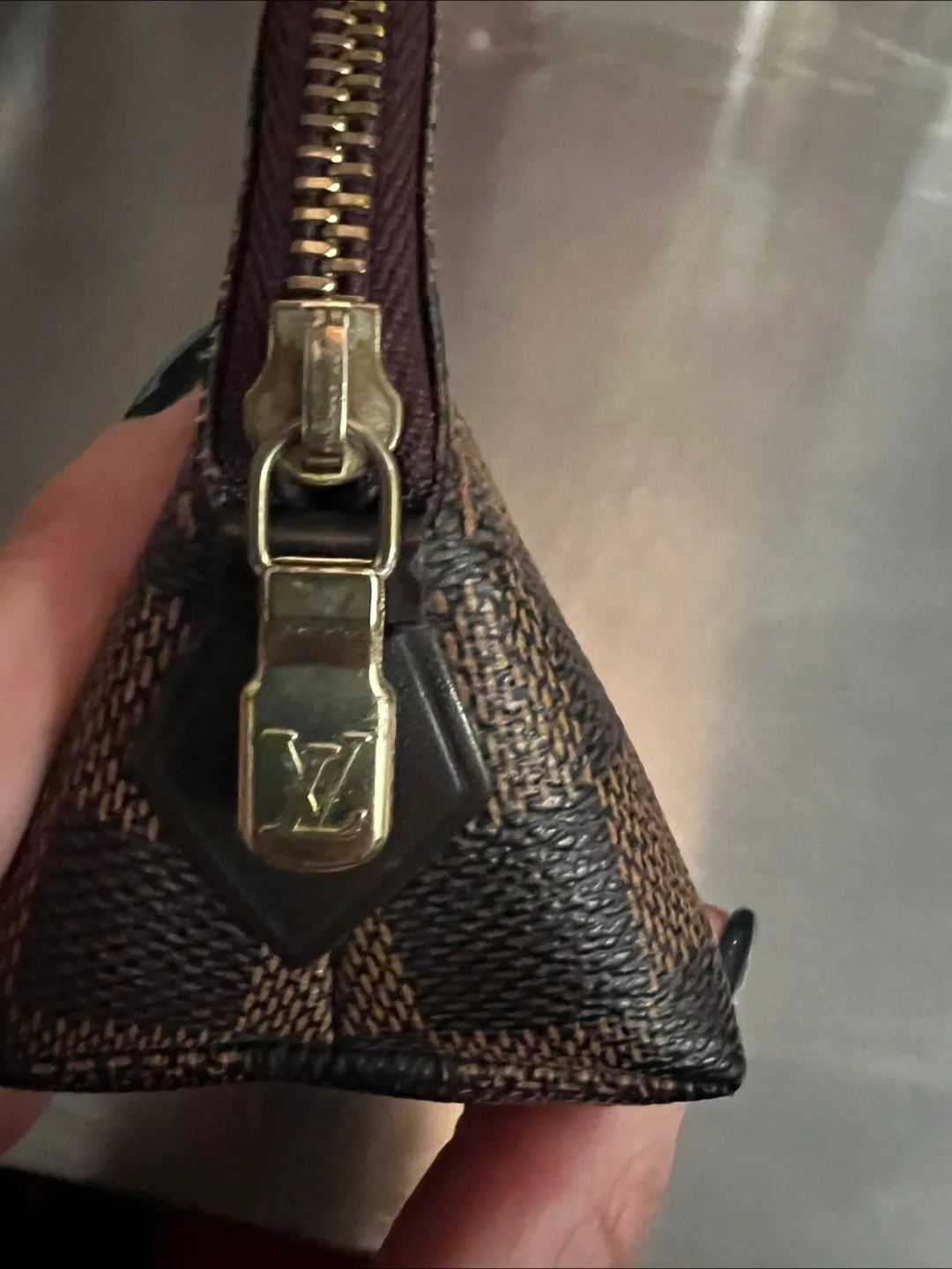 Authentic Louis Vuitton Cosmetic Pouch image indicator(3)