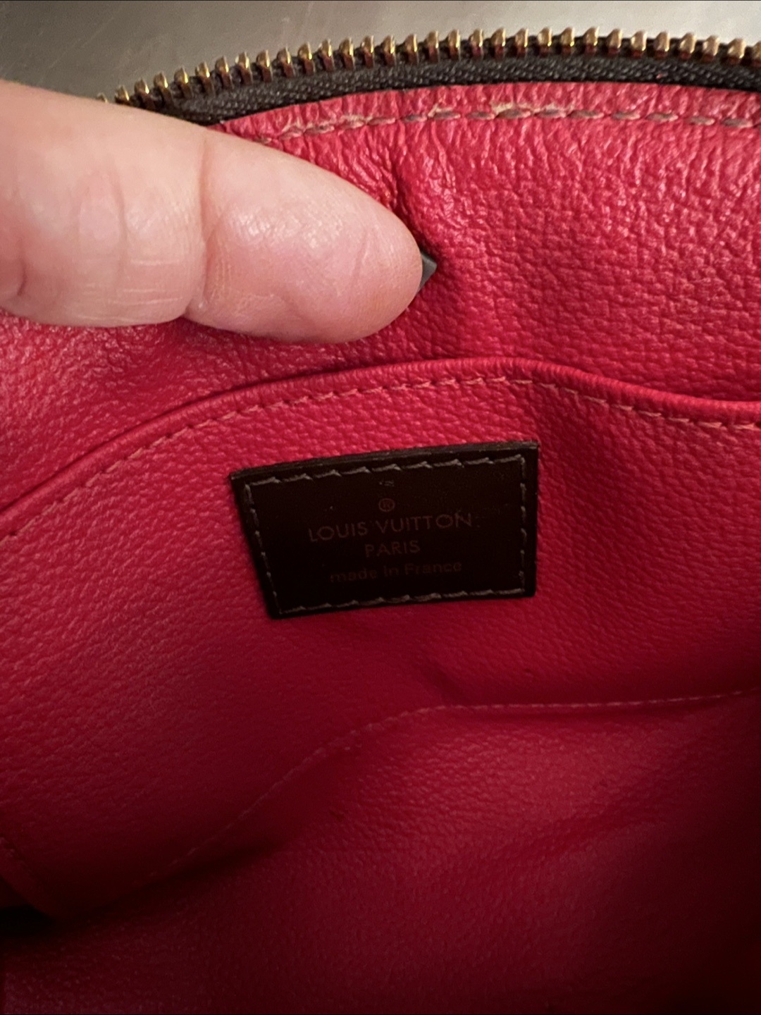 Authentic Louis Vuitton Cosmetic Pouch - photo 4