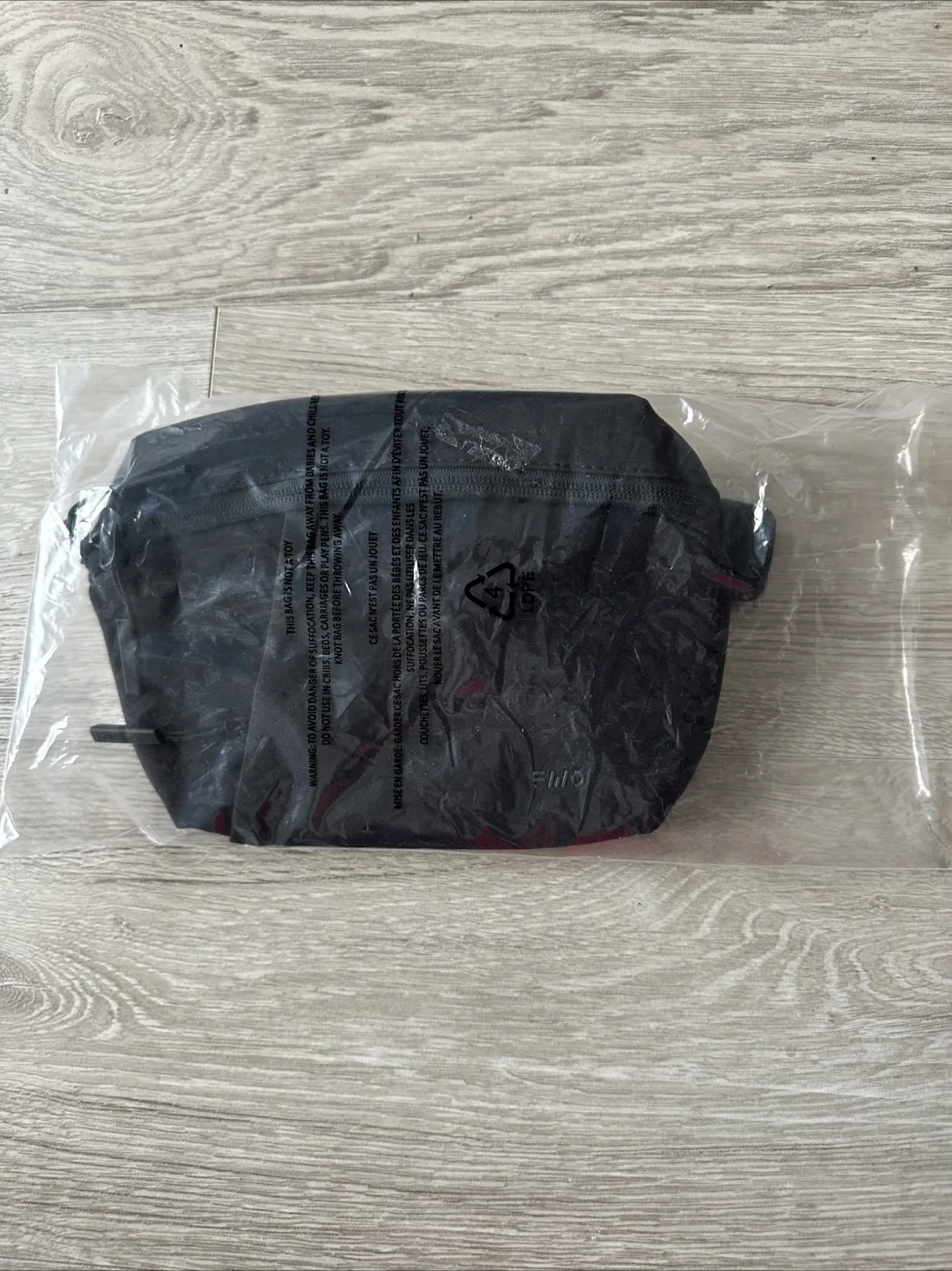 FWD On The Go Hip Pack Belt Bag / Fanny Pack Black image indicator(4)