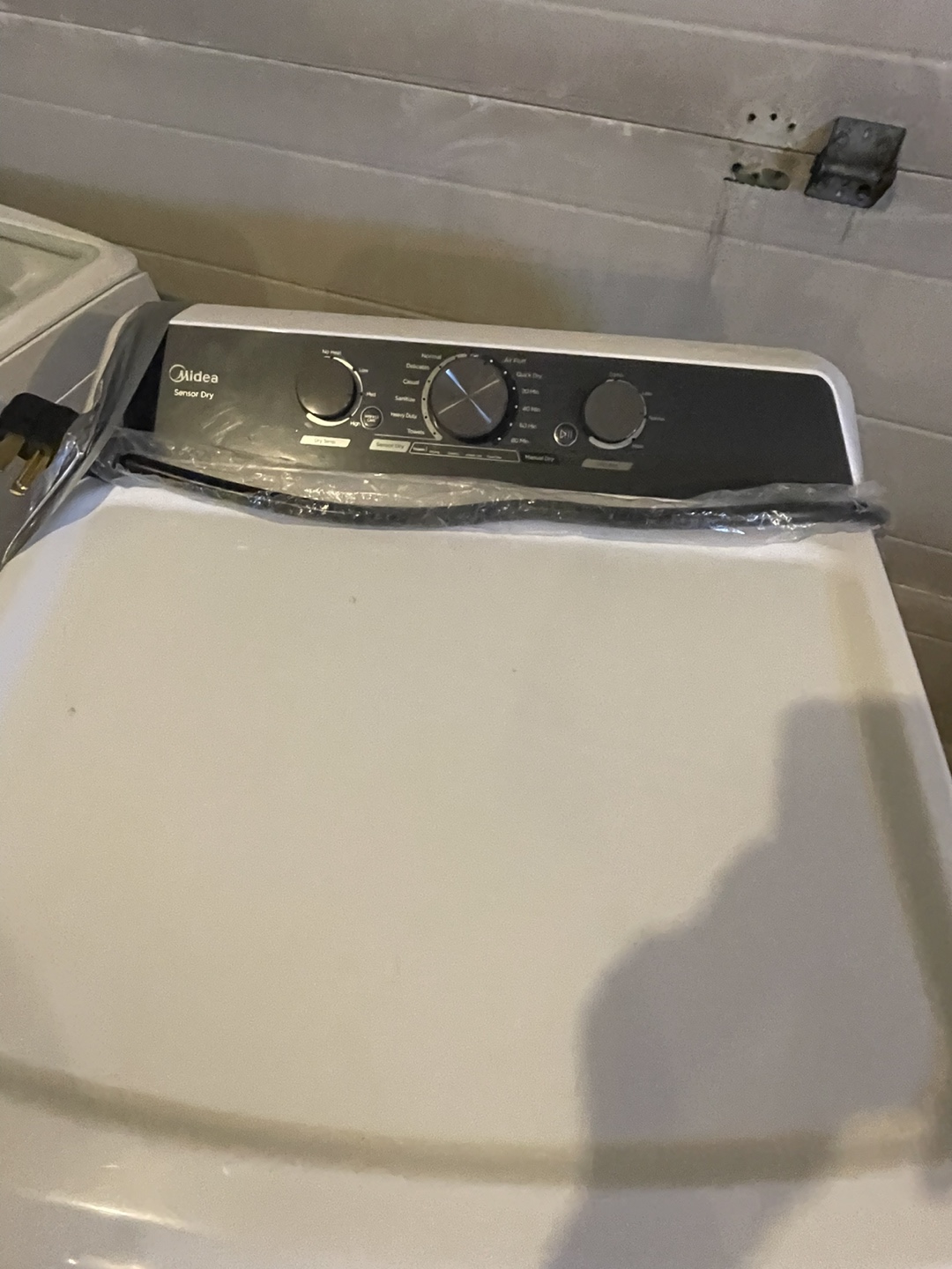 Midea Washer and Dryer Set - photo 4