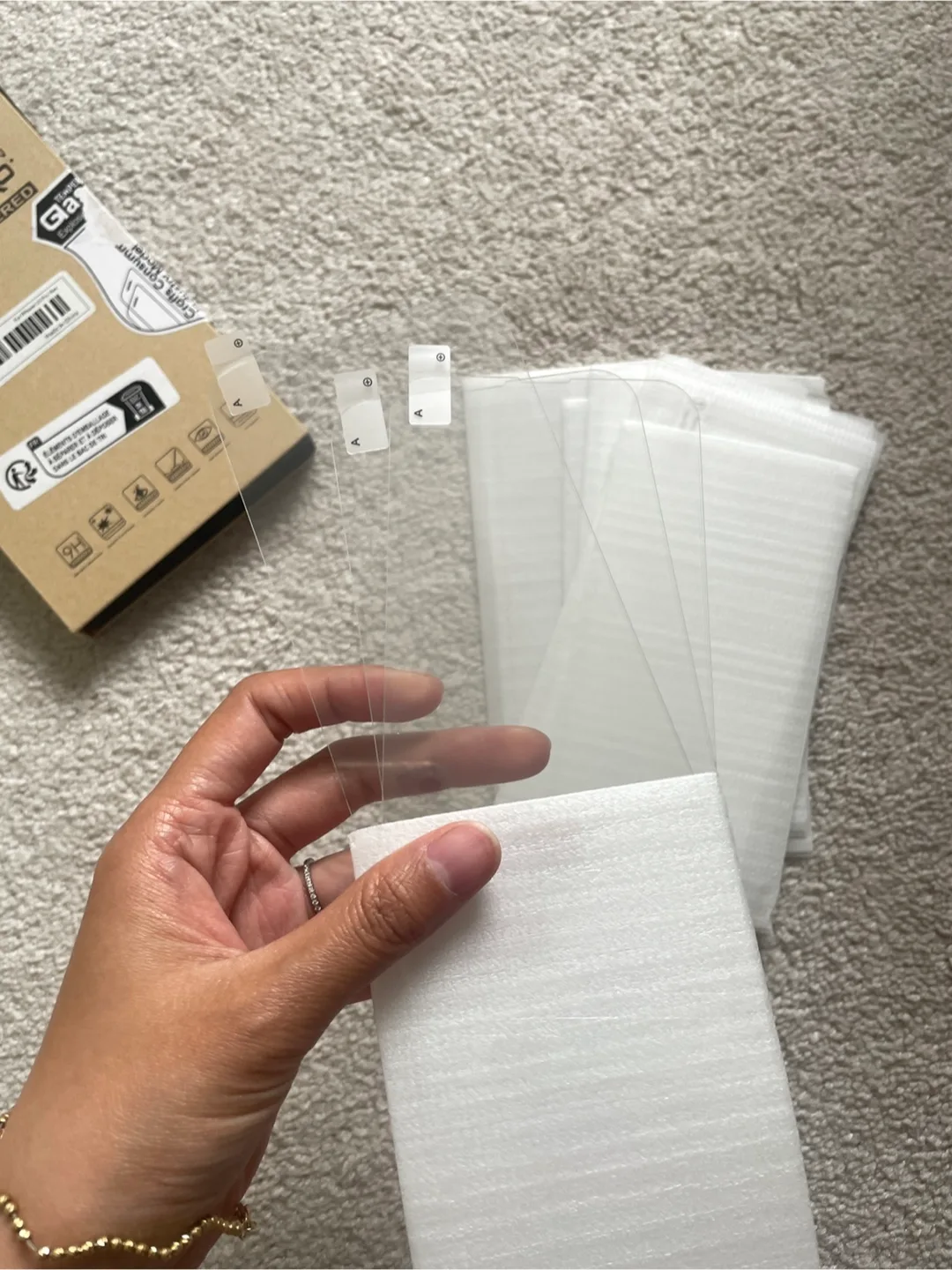 10 Pack iPhone 15 Pro Max Screen Protectors - Tempered Glass thumbnail