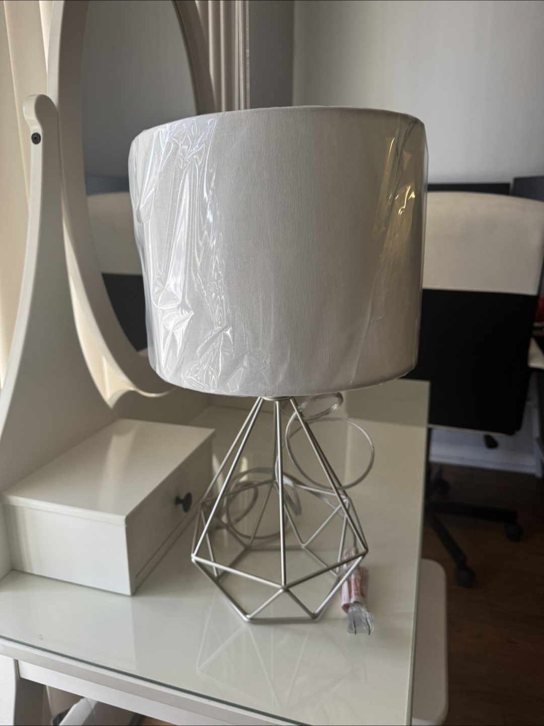 NEVER USED Geometric Metal Table Lamp with White Shade