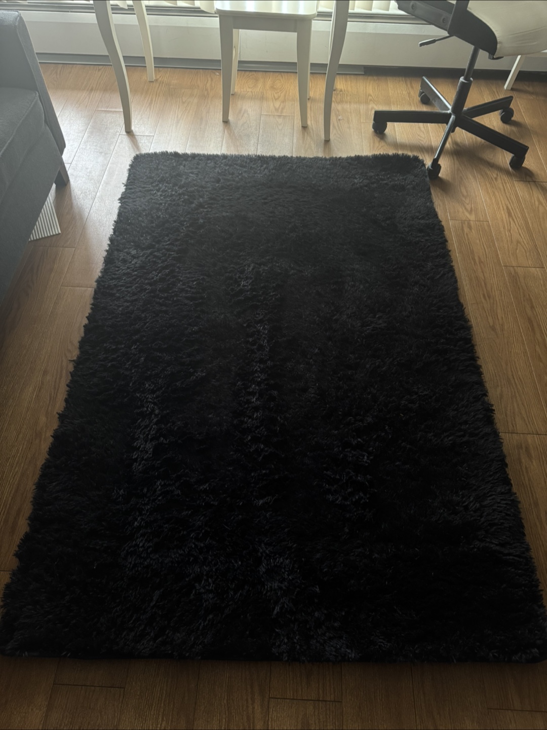 Sofy and fluffy Black Rug for living room or kids room