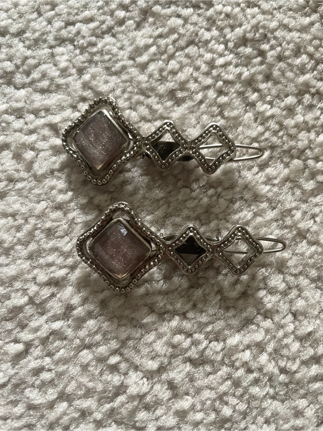 Pair of Goody Silver Hair Clips thumbnail