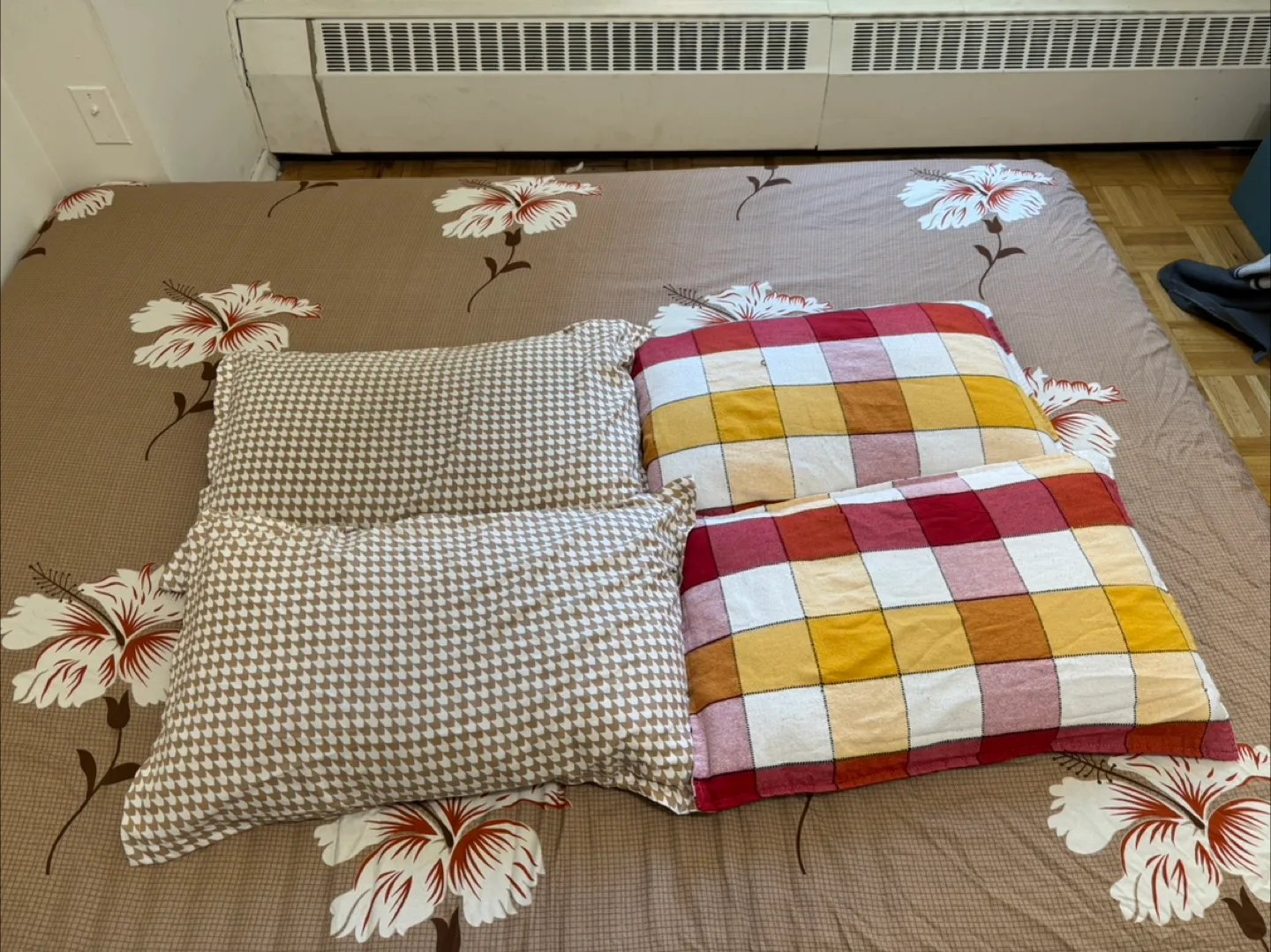 Four Pillow Set thumbnail