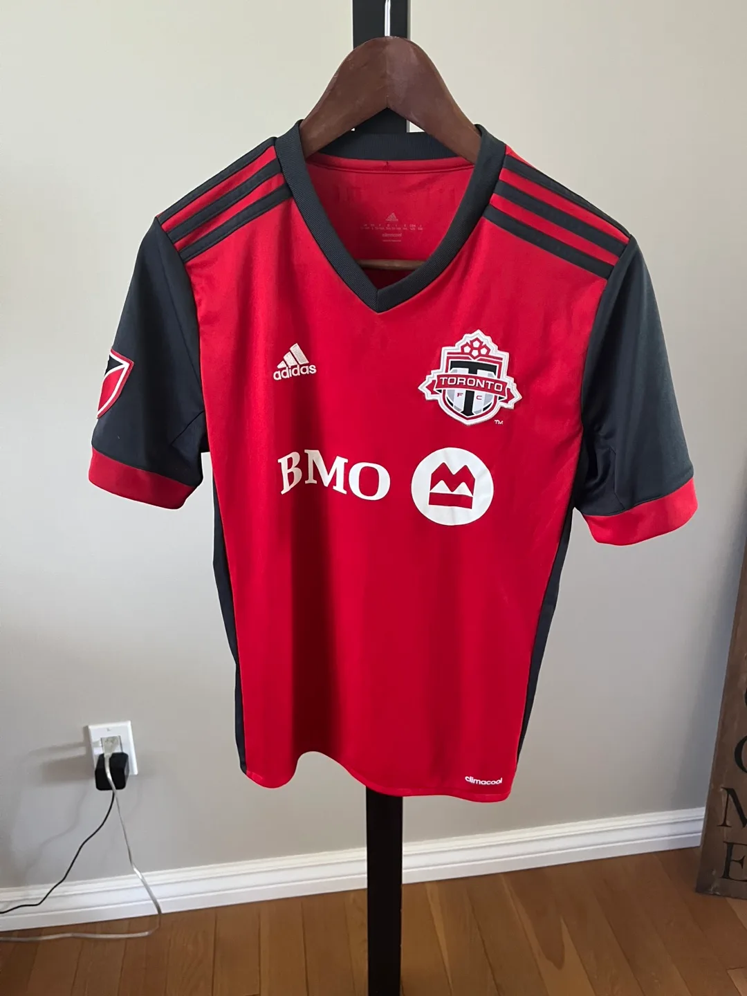Toronto FC Adidas Youth Jersey Size L thumbnail